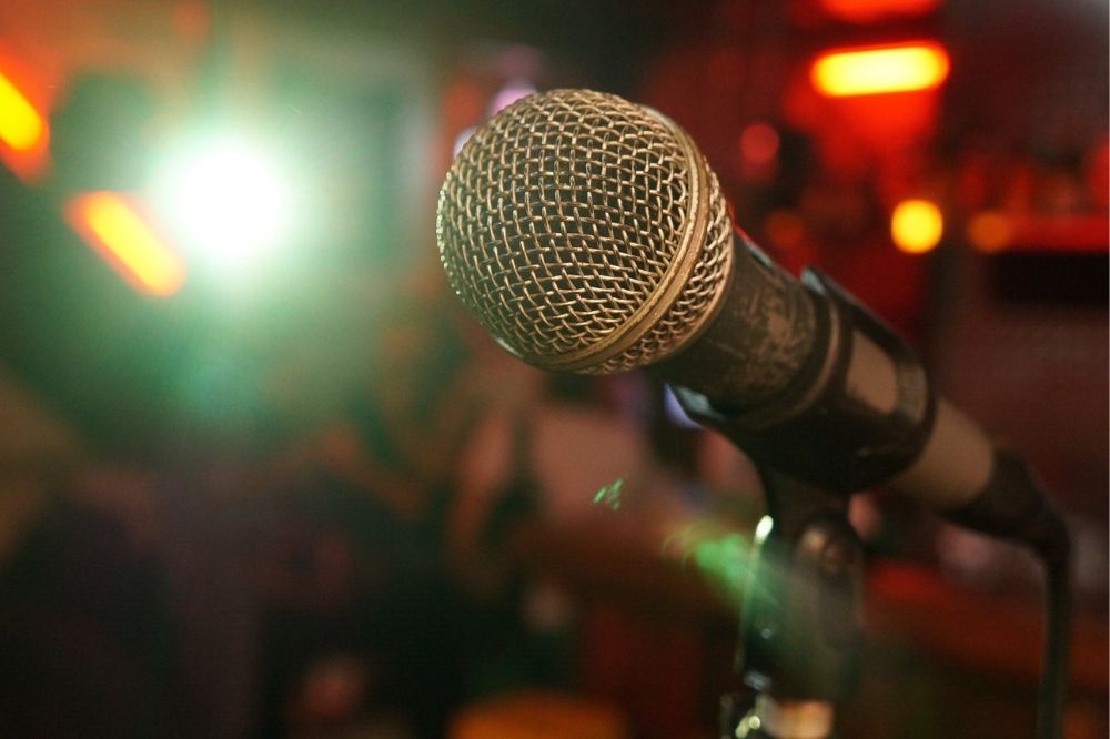 Microphone