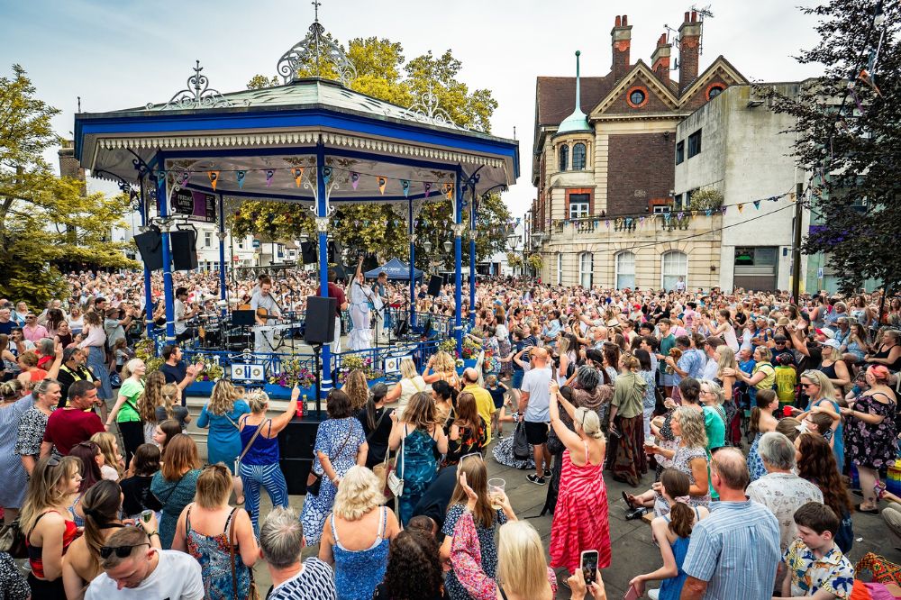 Carfax bandstand surrounded by happy crowds at a Friday Lates event