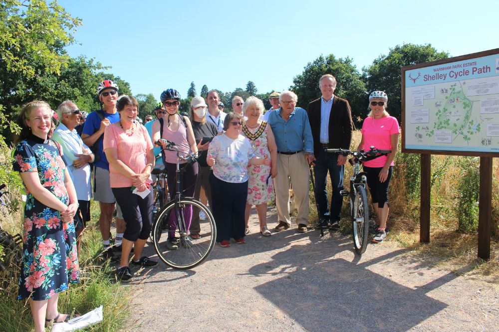 •	Cyclists at the end of the Shelley Bike Ride 