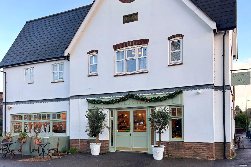 L'Olivier window display