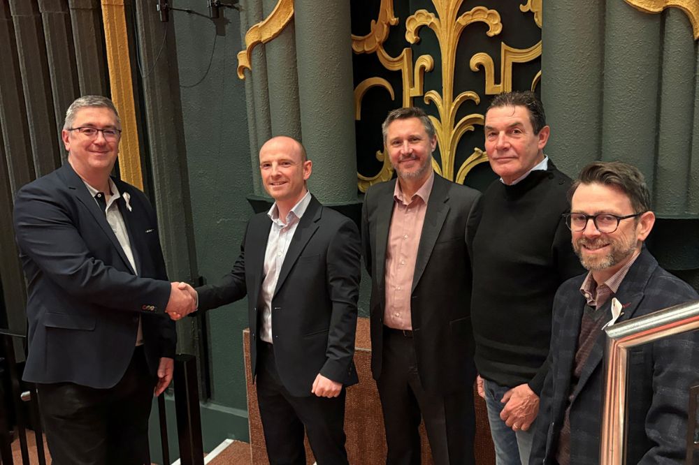 Willmott Dixon Interior’s Senior Operations Manager Will Walkinton hands back The Capitol to Horsham District Council Leader Cllr Martin Boffey