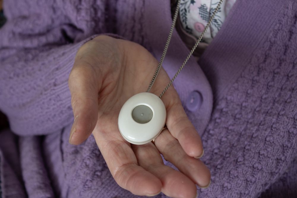 Fully digital personal pendant alarm