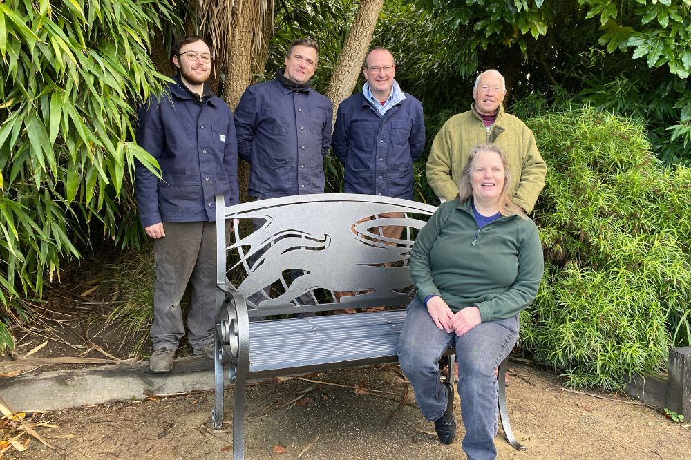 Horsham Park bench