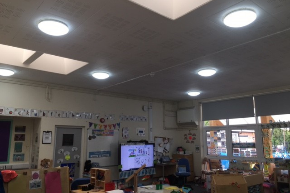 An image of lighting in Thakeham Primary School classroom before replacement