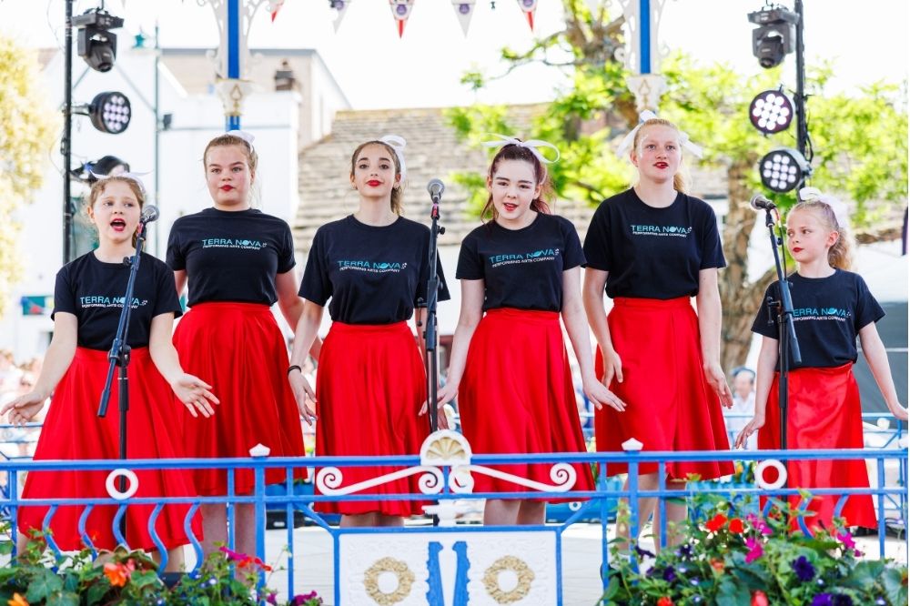 Performers on the bandstand