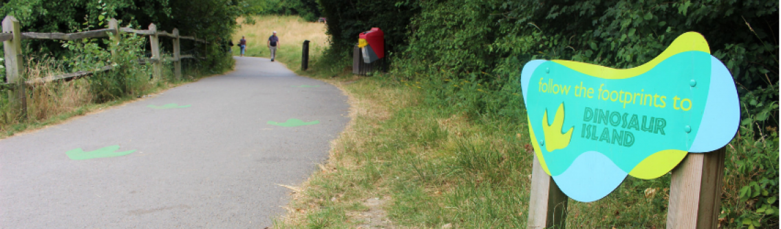 Footprints from Southwater Country Park Visitor Centre to Dinosaur Island