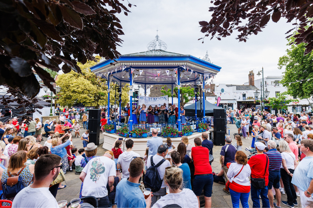 Coronation celebrations at the bandstand (Credit Toby Phillips)