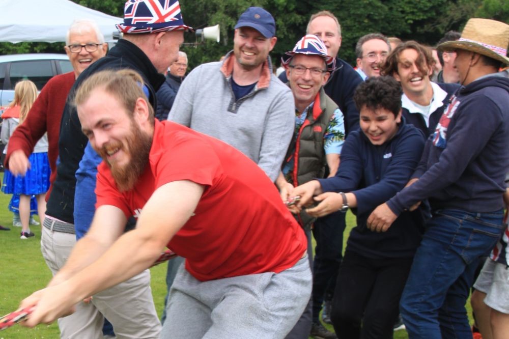 Nuthurst Jubilee Tug of War