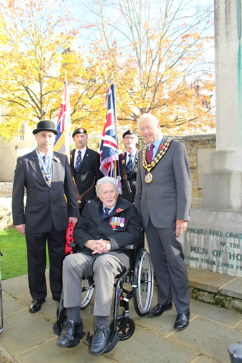 RBL Chairman Zal Rostum with HDC Chairman Cllr David Skipp and war veteran Geoffrey Weaving