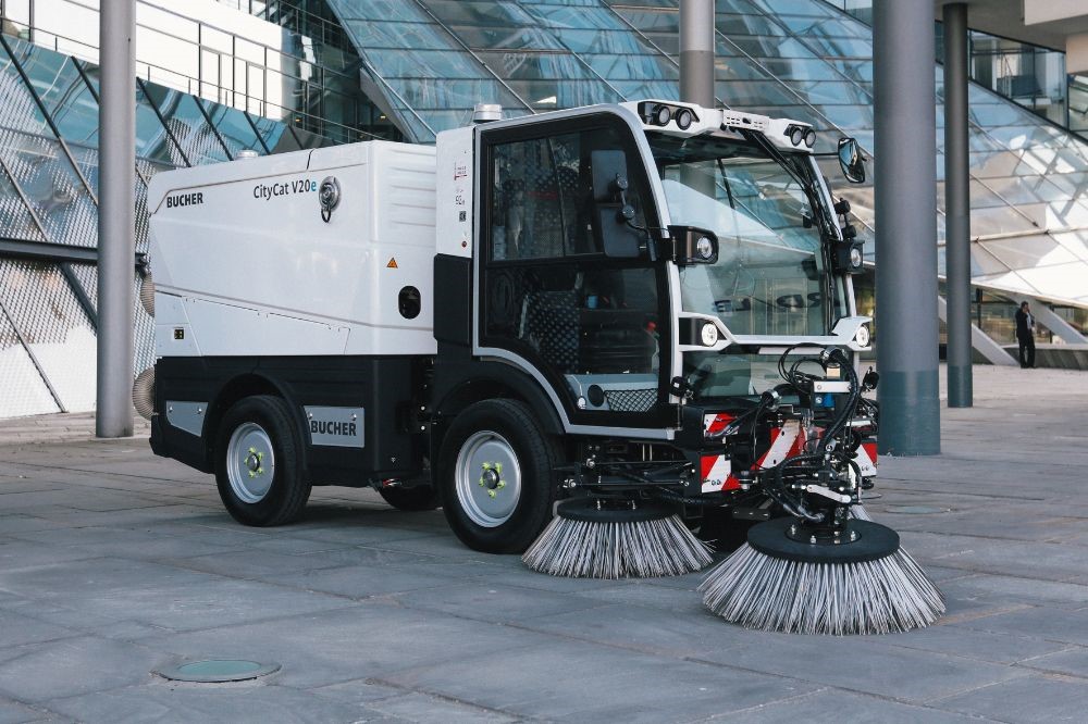 electric street sweeper image
